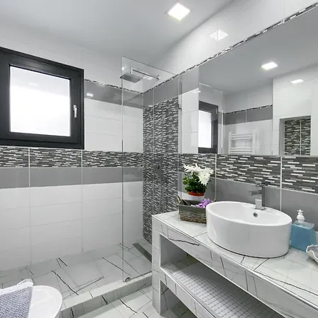 In Messonghi With Pool And Sea Nearby Villa *