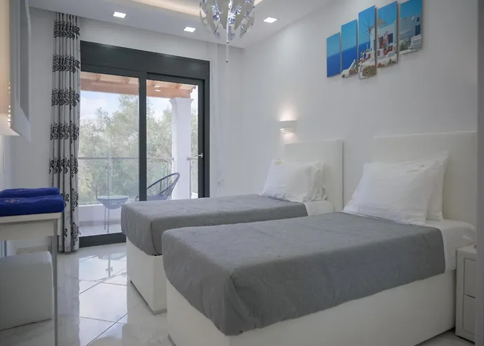 In Messonghi With Pool And Sea Nearby *