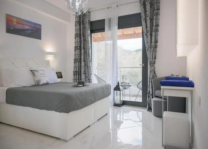 In Messonghi With Pool And Sea Nearby *